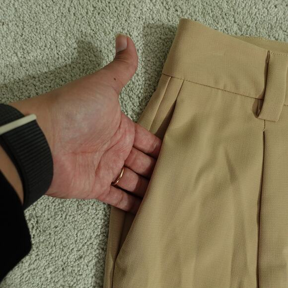 Vince Camuto Womens Trouser Work Pants Pleated Front Slash Pockets Tan Size 12 - Picture 7 of 8